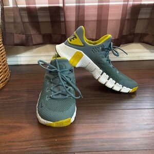 NIKE Metcon Green Shoes Men's Size 11